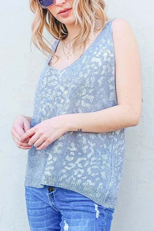 And The Why Leopard Foil Print Sleeveless Sweater Top 00abce96509546cca747fa070268b18e-Max-Origin