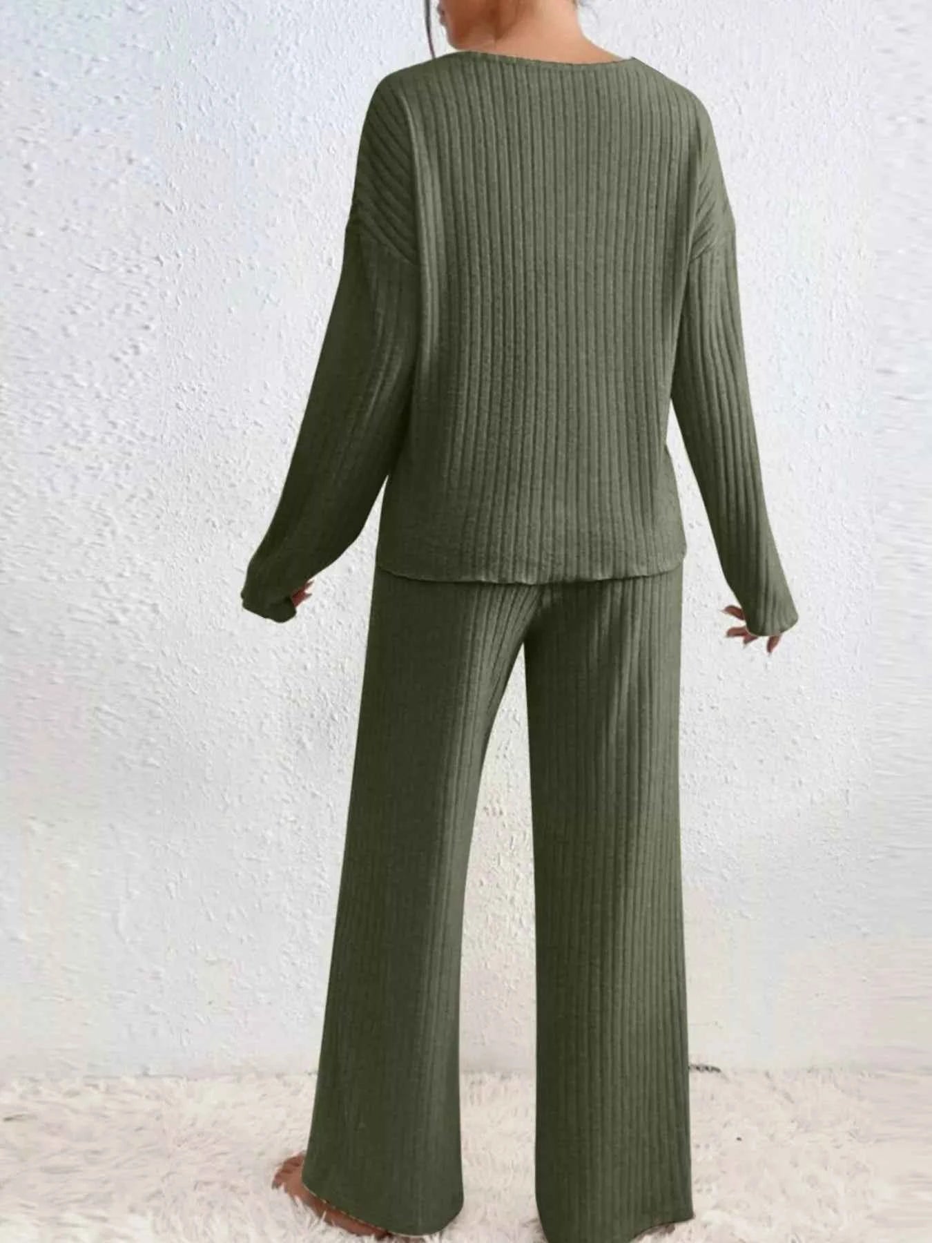 Ribbed V-Neck Top and Pants Set 06acb8d4-2eae-4e1d-86ff-b378c6aacc6c-Max-Origin