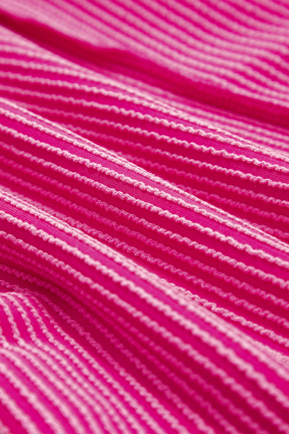 Rose Red Textured Colorblock Round Neck T Shirt 075a48d82d098ca0