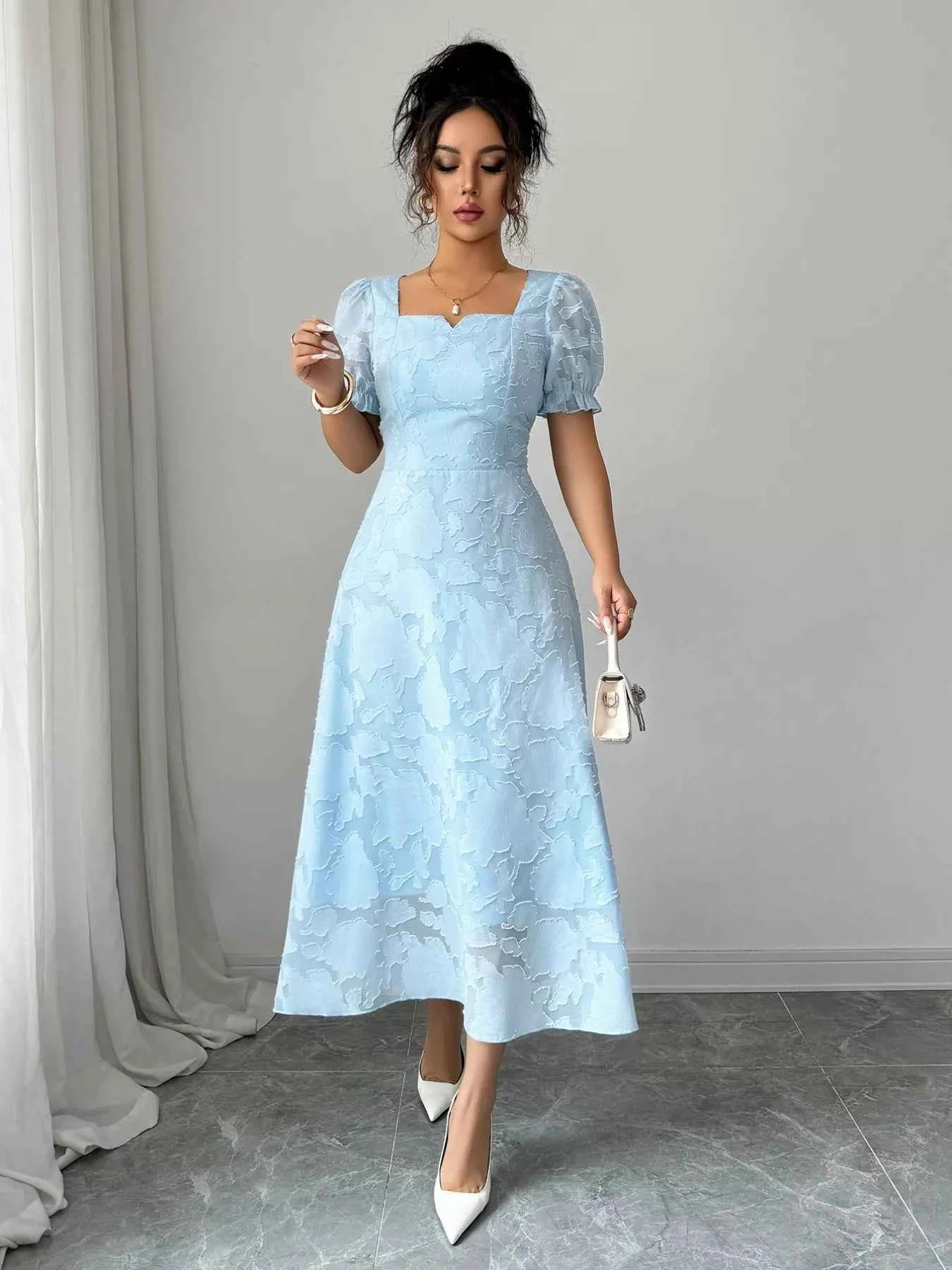 Floral Puff Sleeve Square Neck Midi Dress 0e8ae09d-abdb-4df8-8481-179a8cfc9c97-Max-Origin