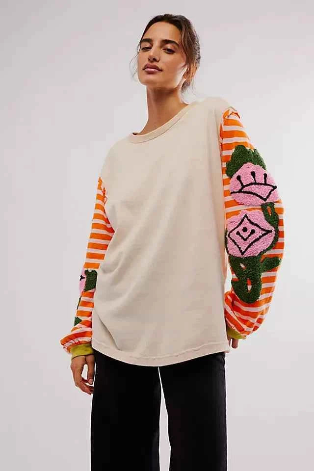 Striped Round Neck Long Sleeve Sweatshirt Beige 180717d9-1804-4e94-9f52-5bd4b0b3b6be-Max