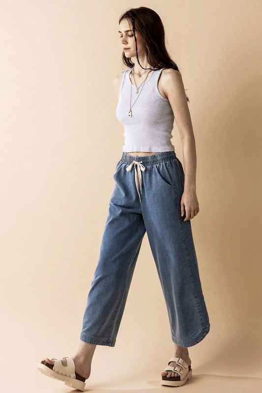 Denim Wide Leg Crop Pants with Dolphine Tail Hem 22440273_373de6ca-72f2-455a-8a1c-ae010165523d