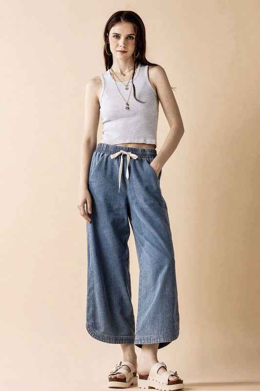 Denim Wide Leg Crop Pants with Dolphine Tail Hem 22440273_e92b415c-377b-4c27-afe7-f43d5e80878f