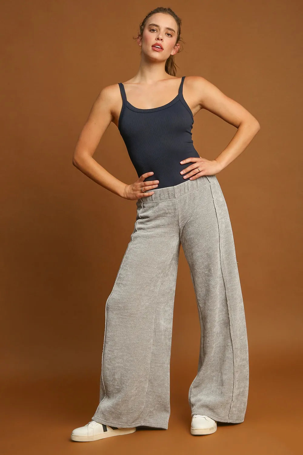 Umgee Elastic Waist Wide Leg Pants 2f58b613-0aa2-4db4-99b9-df2e67ebb15c-Max