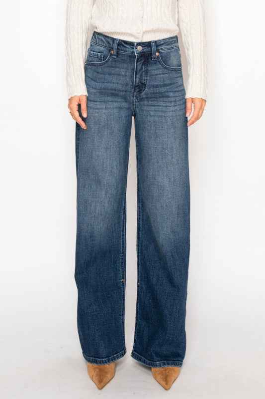 AT2110WDD TUMMY CONTROL HIGH RISE A-WIDE JEANS 313d7c17-c0db-47e2-b0d0-225e589d2bcf