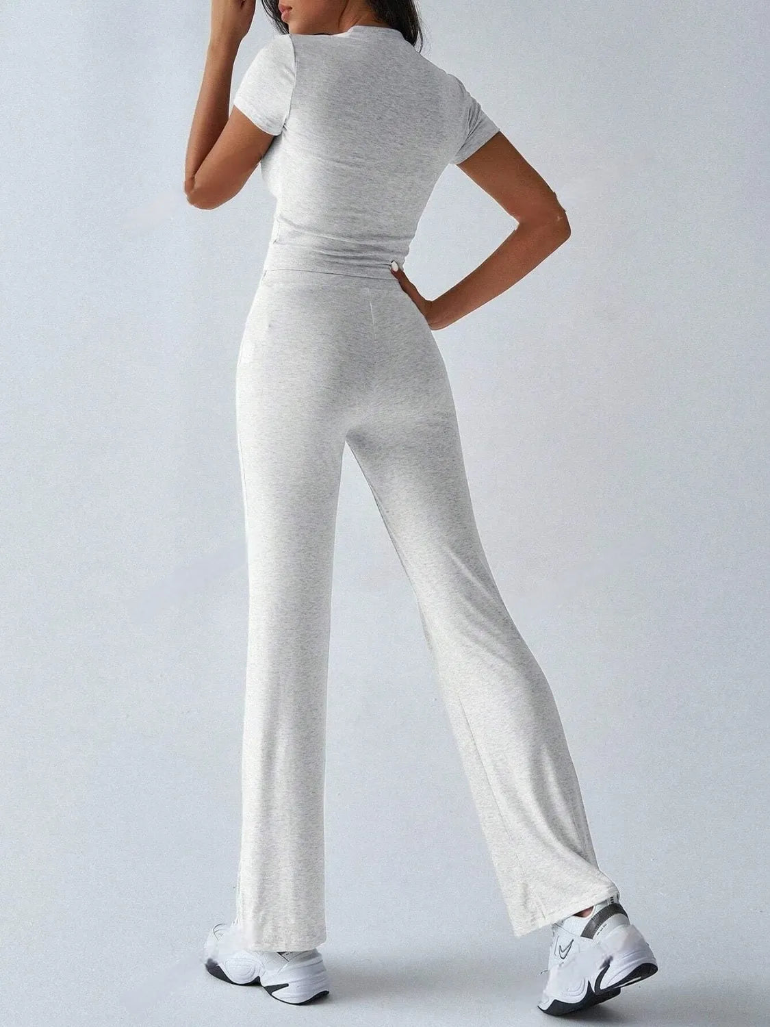 Round Neck Short Sleeve Top and Pants Set 32e9f469-a87f-4276-9032-97292fc04418-Max-Origin