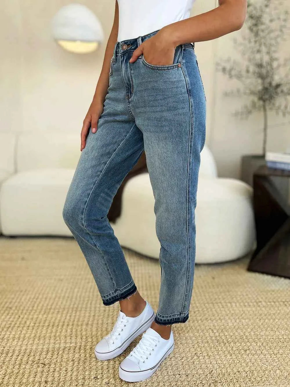 Judy Blue Full Size Mid Rise Rigid Magic Release Hem Jeans 38788c8f-745b-4988-9d39-d033dfa478e9-Max