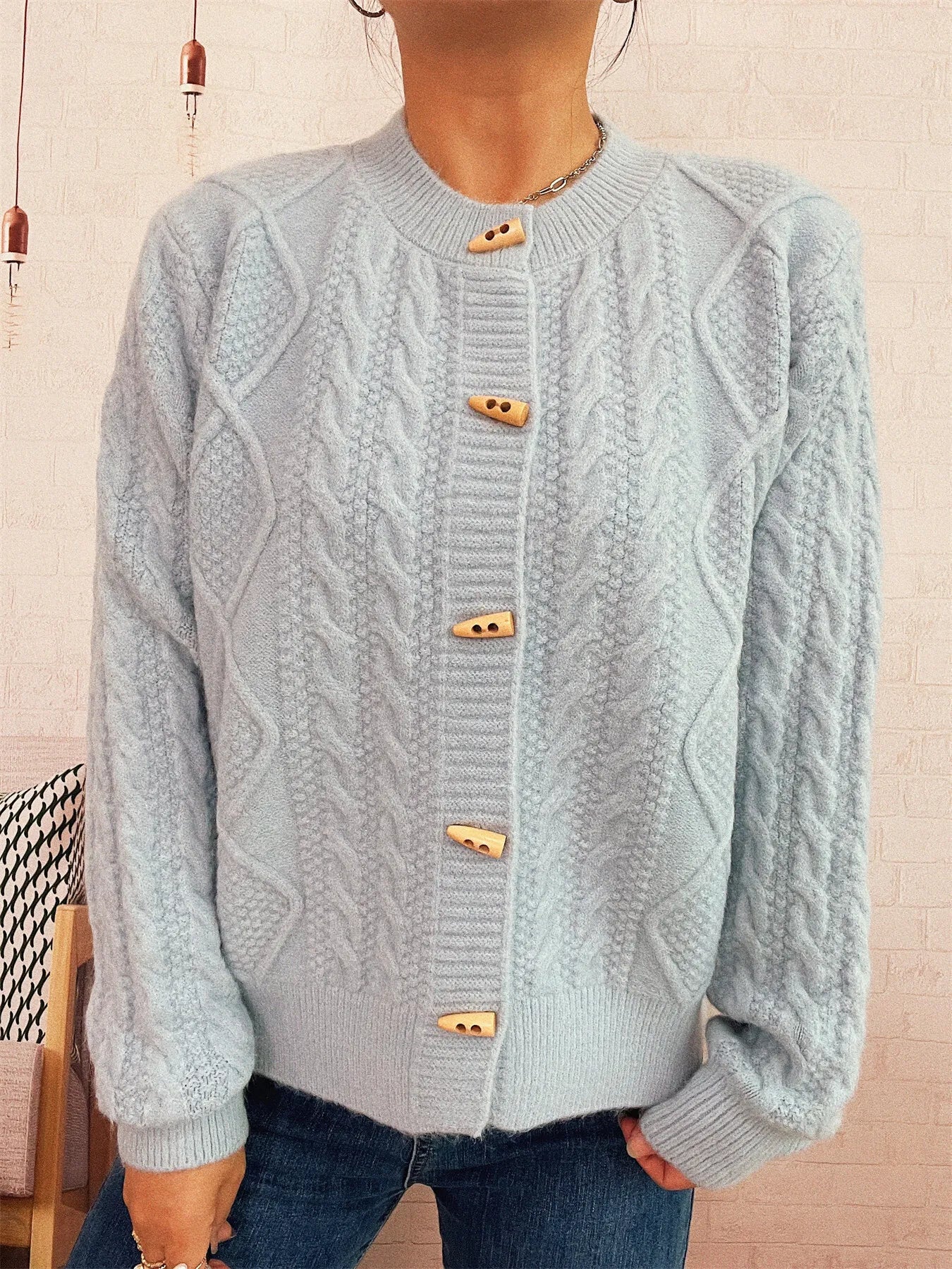 Cable Knit Button-Up Cardigan 蓝色 One Size 5414a65f4f574fcf87d63f7c46fd98a4-Max-Origin