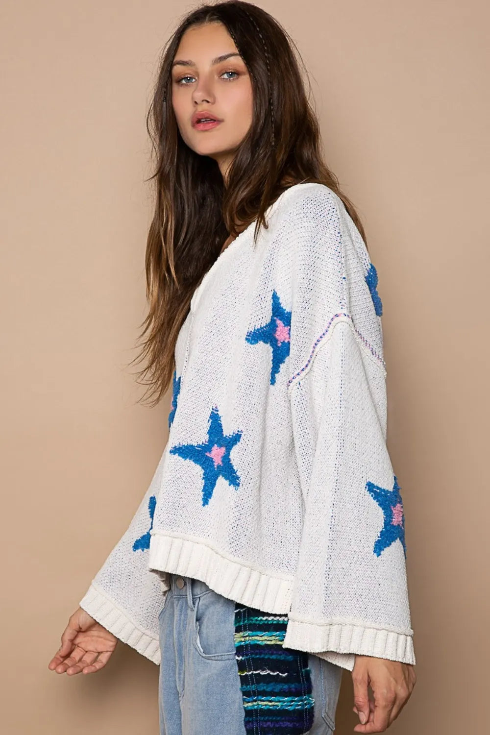 POL Long Sleeve Star Patch Sweater 557f8b1f-85ba-4b37-b805-8f09aec4f17c-Max