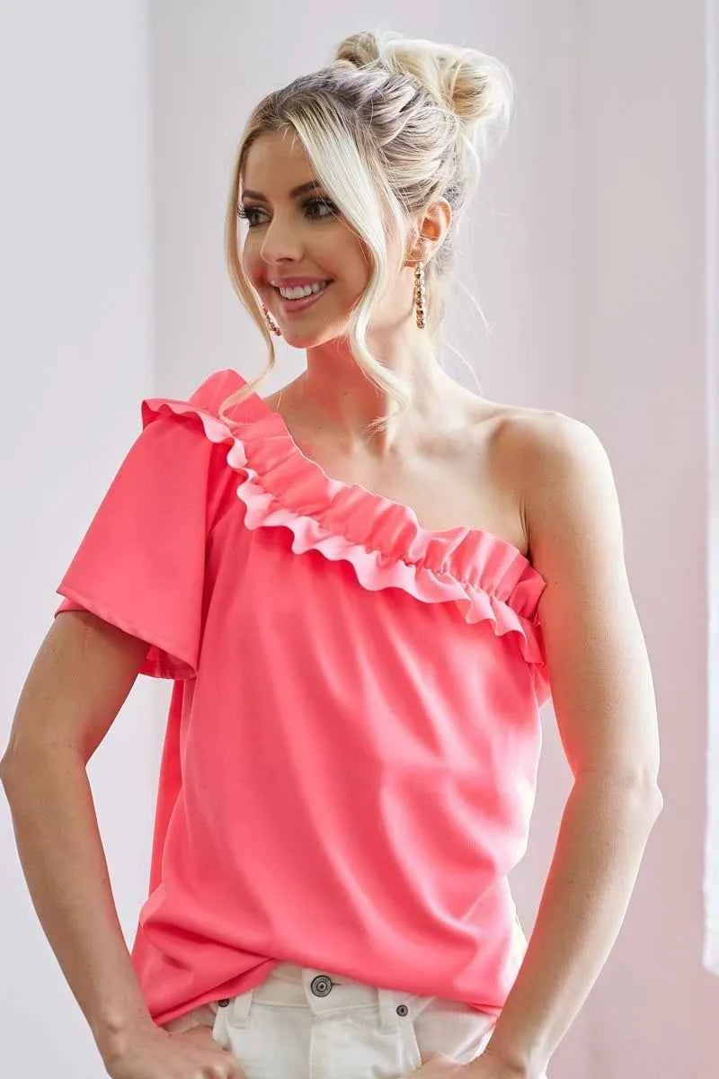 BiBi Ruffled Asymmetrical Crepe One Shoulder Top 5d5028c2a29e4fb0b23080291a15bdde-Max-Origin