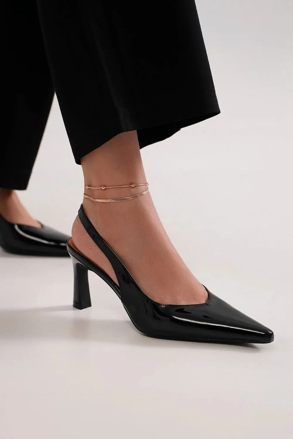 Beast Fashion Faux Leather Point Toe Slingback Pumps Black 5d832a66-9086-4071-84b6-8a4f37c0fc64-Max