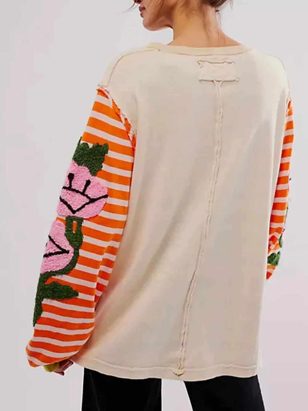 Striped Round Neck Long Sleeve Sweatshirt 63a5ea9e-b760-41aa-8752-3b90da750acd-Max