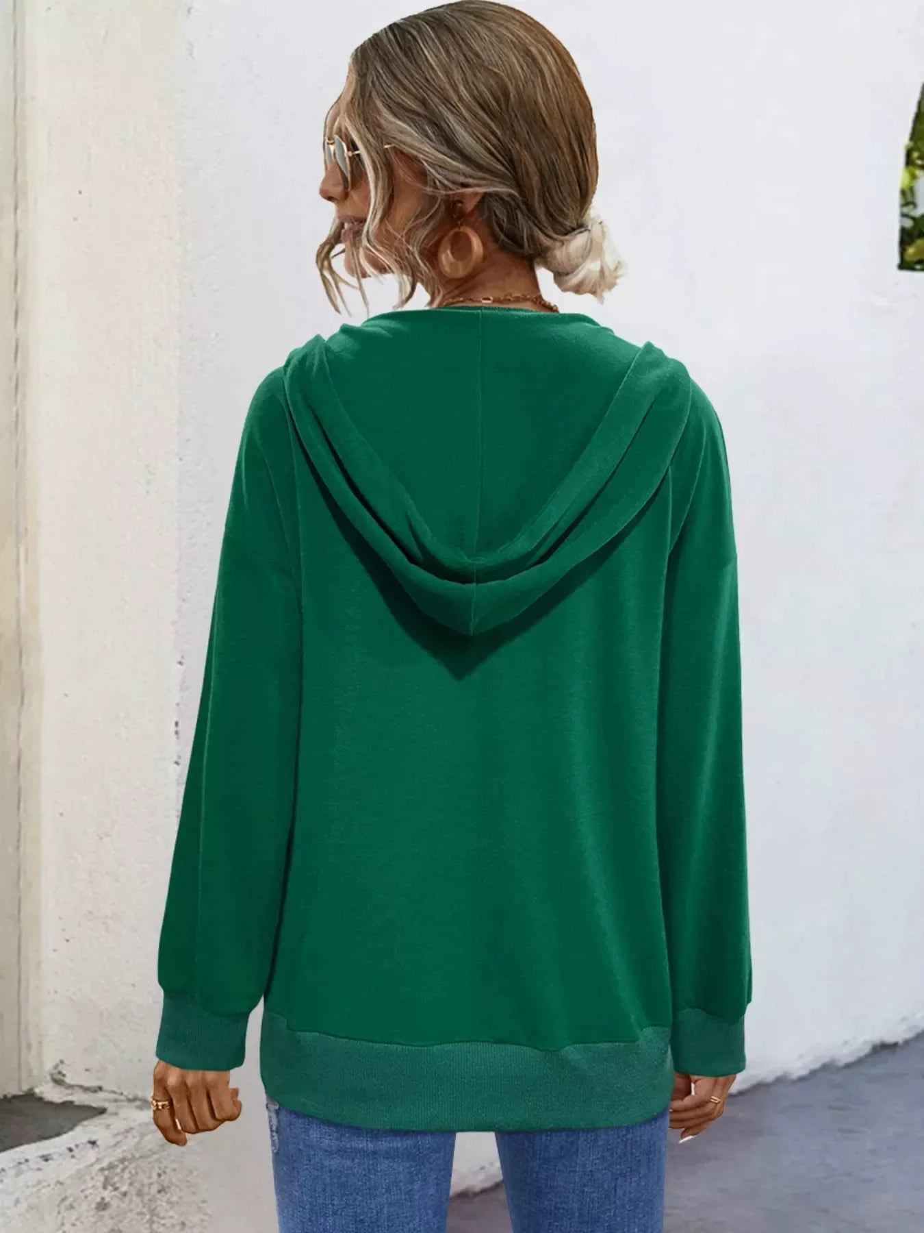 Full Size Snap-Down Hoodie with Kangaroo Pocket Plus Size 6db18d59-3767-44d3-8184-3e92da267df0-Max-Origin