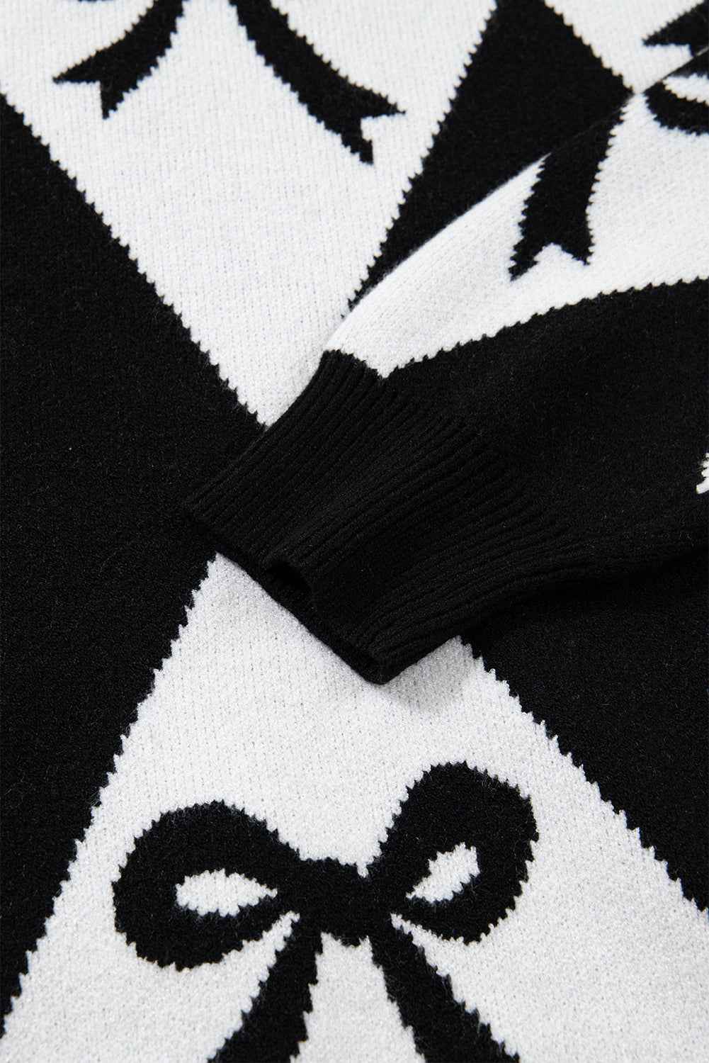Black Bow Pattern 2-tone Rhombus Knit Loose Sweater 7589ea69b57a8a40