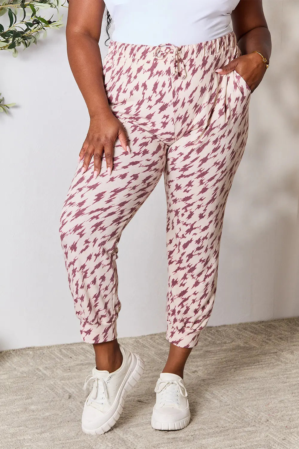 Heimish Full Size Printed Drawstring Pants Burgundy 769ef6d1cf37401fb6ee1759b23cd86e-Max