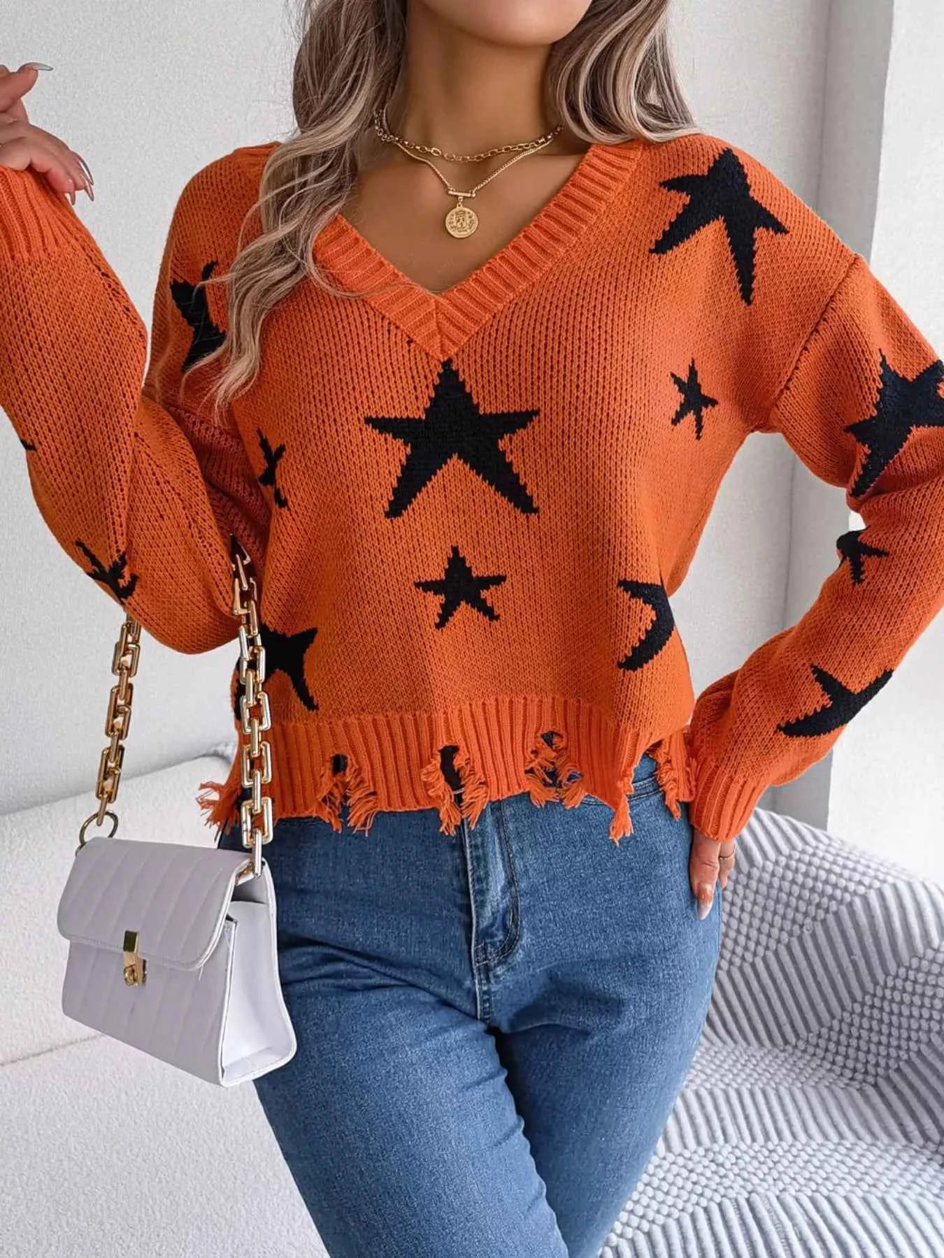 Star Pattern V-Neck Distressed Sweater 80685774-5645-44ba-9af8-02d26aadef41-Max-Origin