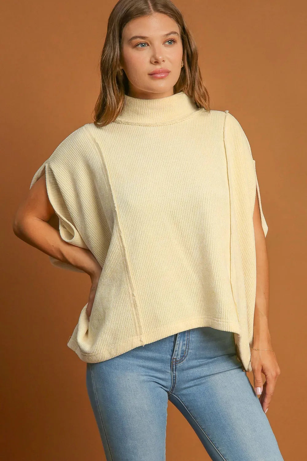 Umgee Solid Color Mock Neck Short Sleeve Top Cream 8fcdecf3-9fd2-4c4e-b81b-8ad07da81b65-Max