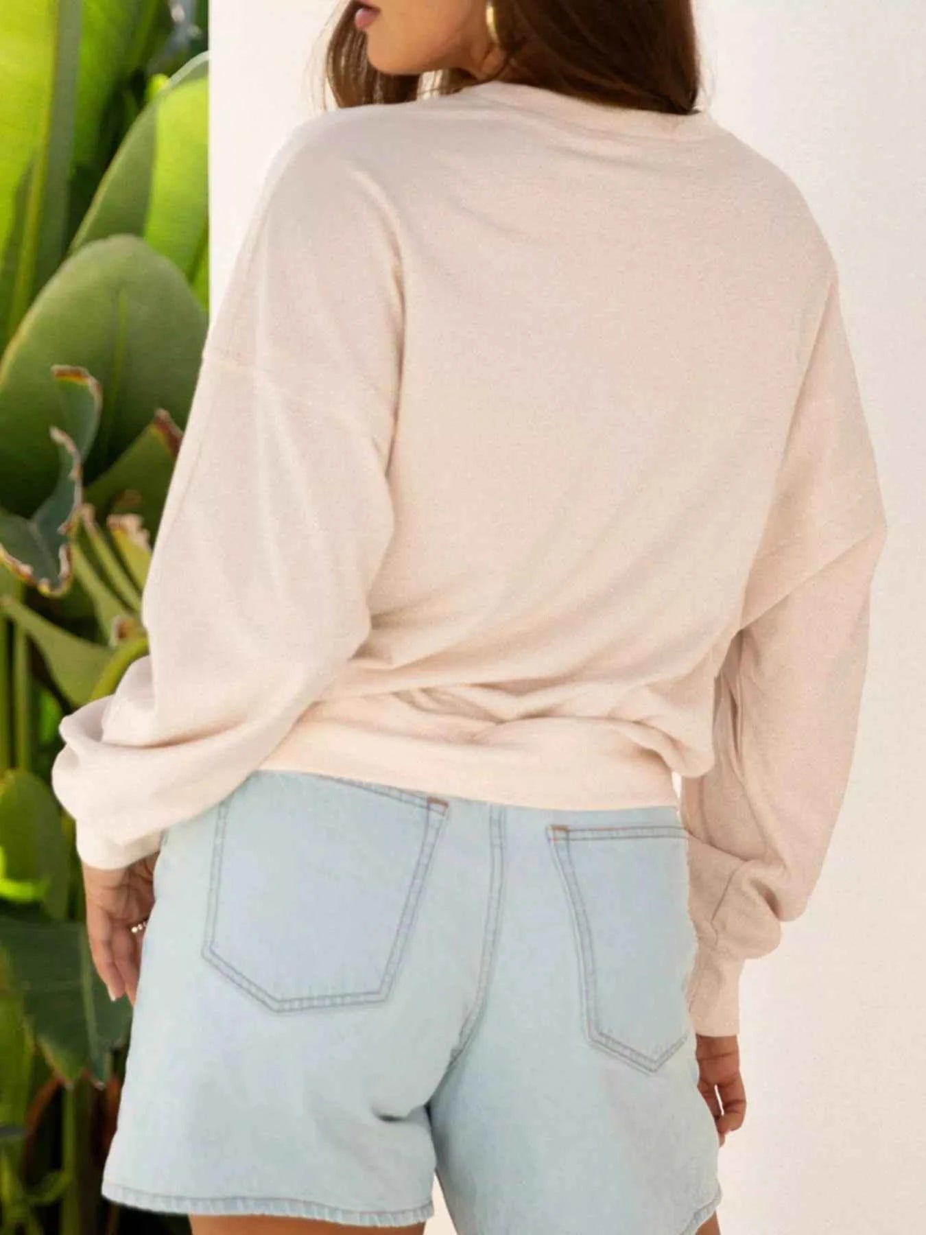 Raw Edge Flower Patch Drop Shoulder Casual Top 90b37c49-c61a-452e-b7e8-bec8d5b4478e-Max-Origin