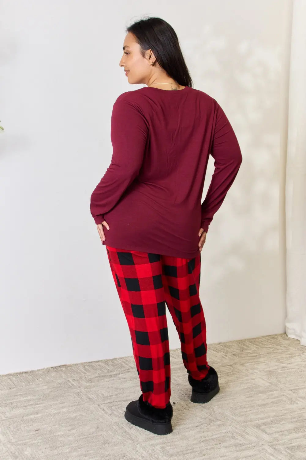 Zenana Full Size Plaid Round Neck Top and Pants Pajama Set 98362095c8cd4562814e2386cb551946-Max