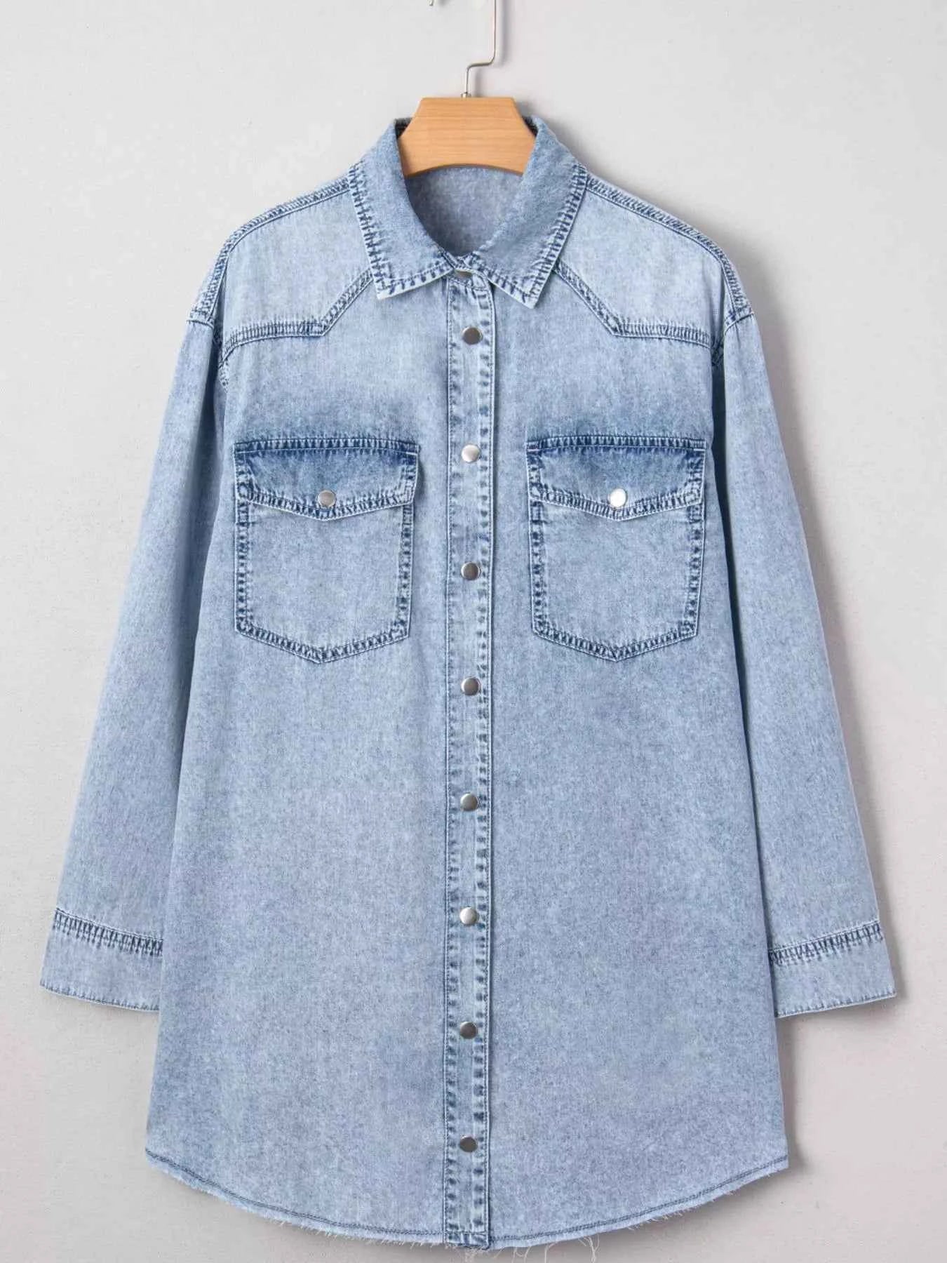 Chest Pocket Raw Hem Denim Loose Shirt Dress a7659ce6-122b-4d25-8fa2-584cd5bcf38f-Max-Origin