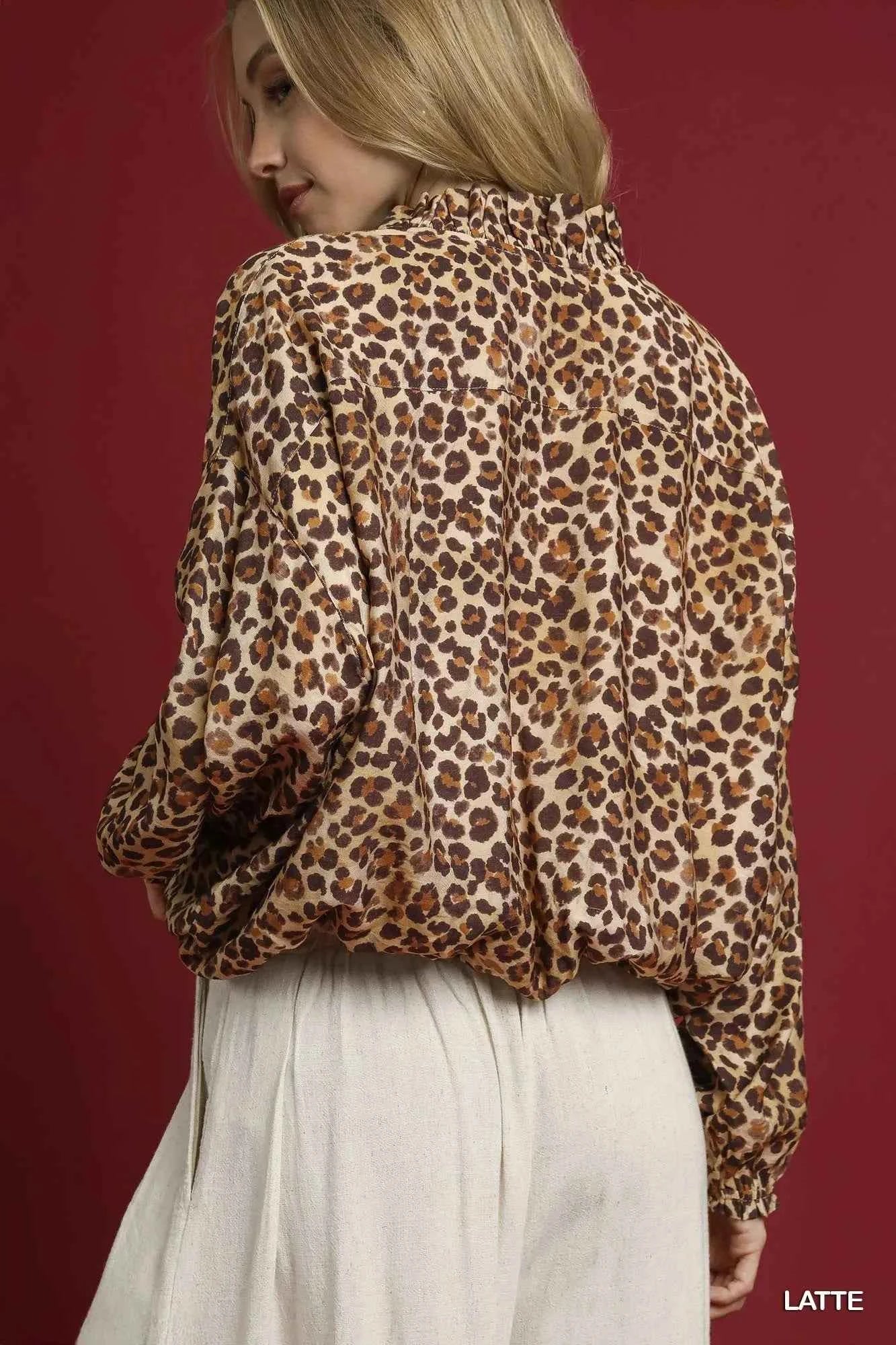 Umgee Leopard Print Balloon Sleeve Blouse bf661ee2-9597-4b22-84ea-61138b083258-Max-Origin