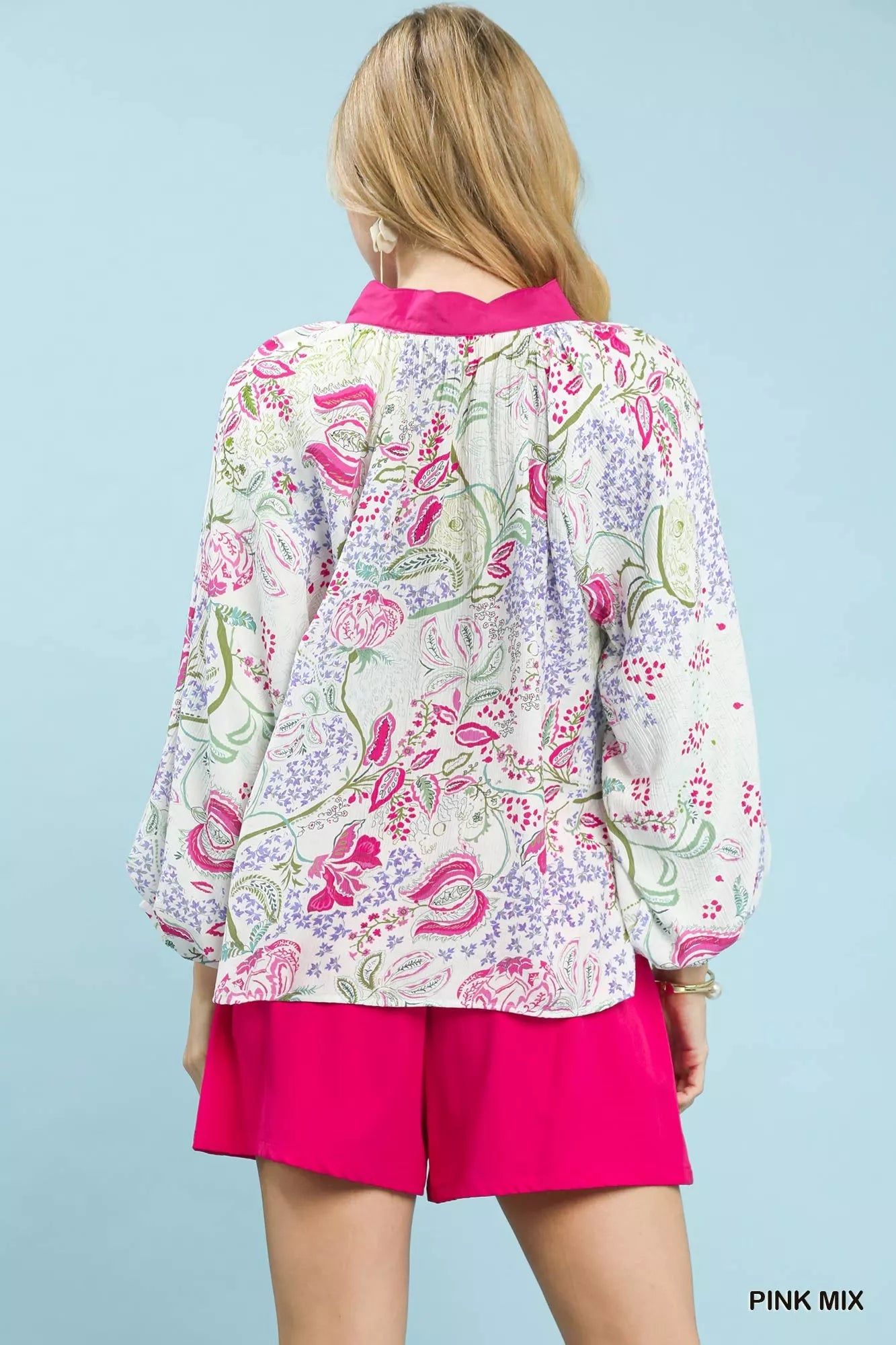 Umgee Paisley Floral Contrast Trim Blouse bfda37ec-432a-40e5-b5ae-81aa943b237d-Max-Origin