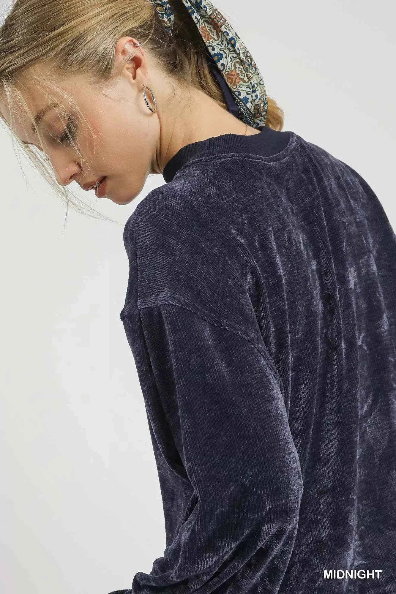 Umgee Velour Crewneck Balloon Sleeve Sweatshirt cbcd3184-9aac-4d66-8d56-6187bbc01406-Max-Origin