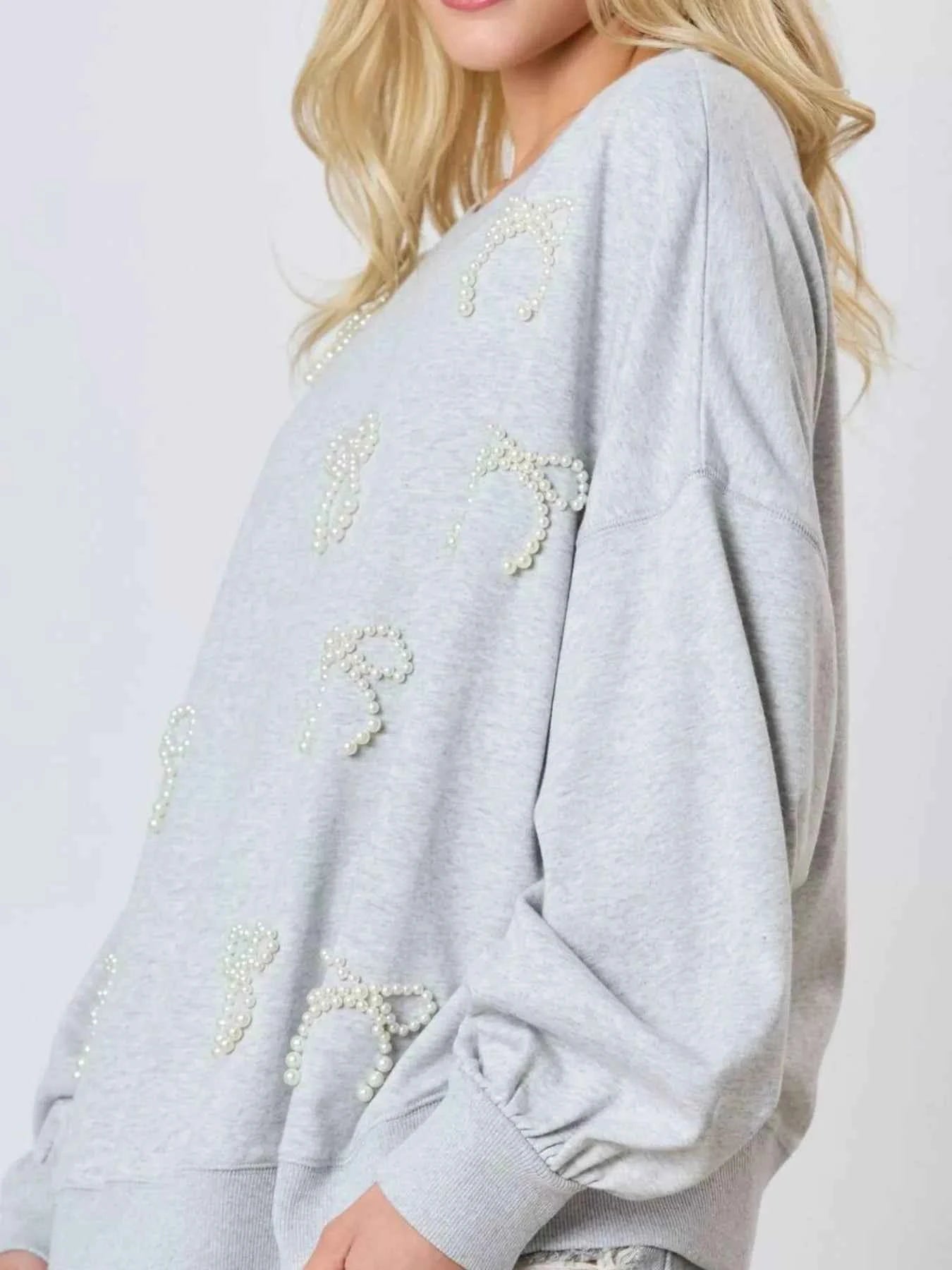 Pearl Embellished Bow Long Sleeve Sweatshirt d6a3bf2d-0dbf-452b-a280-2d84f22e545c-Max-Origin