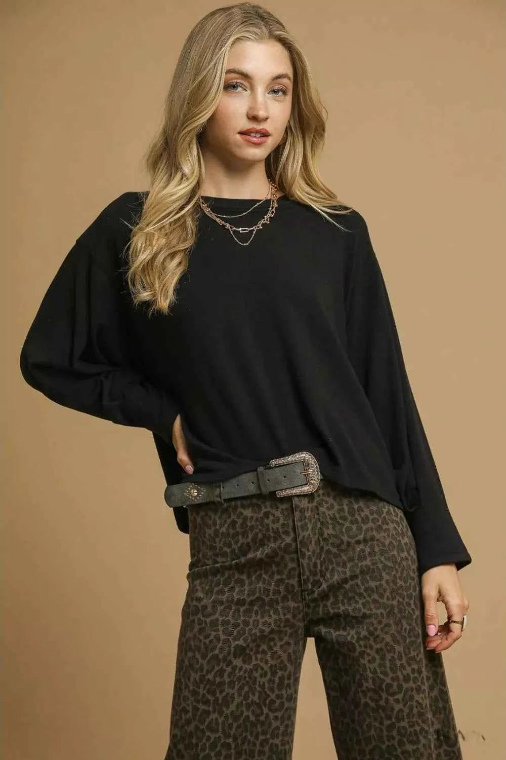 Umgee Brushed Fleeve Crewneck Top Black f2bdeb33-b394-4180-8b72-8eb67763eda1-Max-Origin