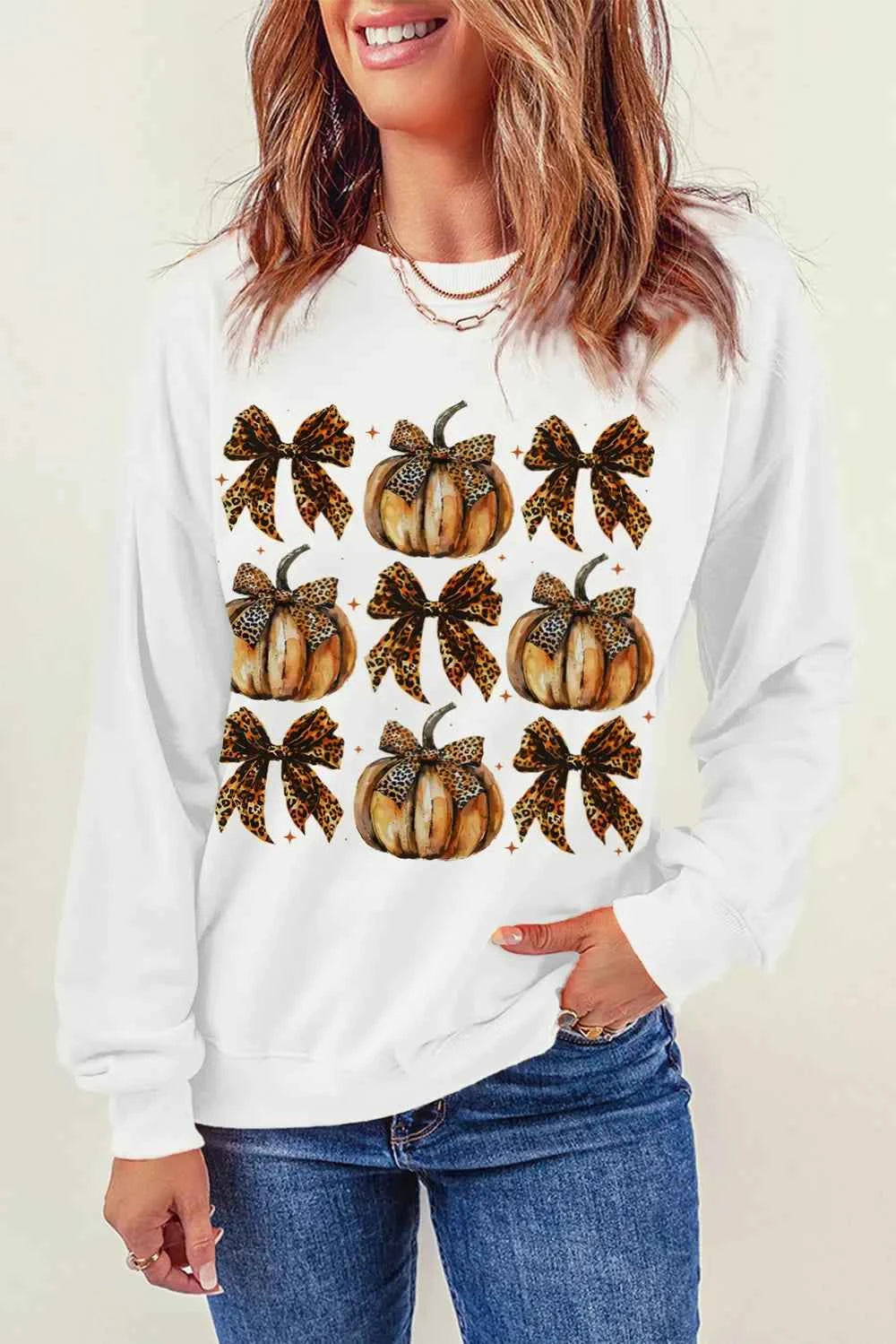 Pumpkin & Bow Graphic Long Sleeve Sweatshirt f2c220dc-43be-4af2-b9f6-fdc4c7df0402-Max