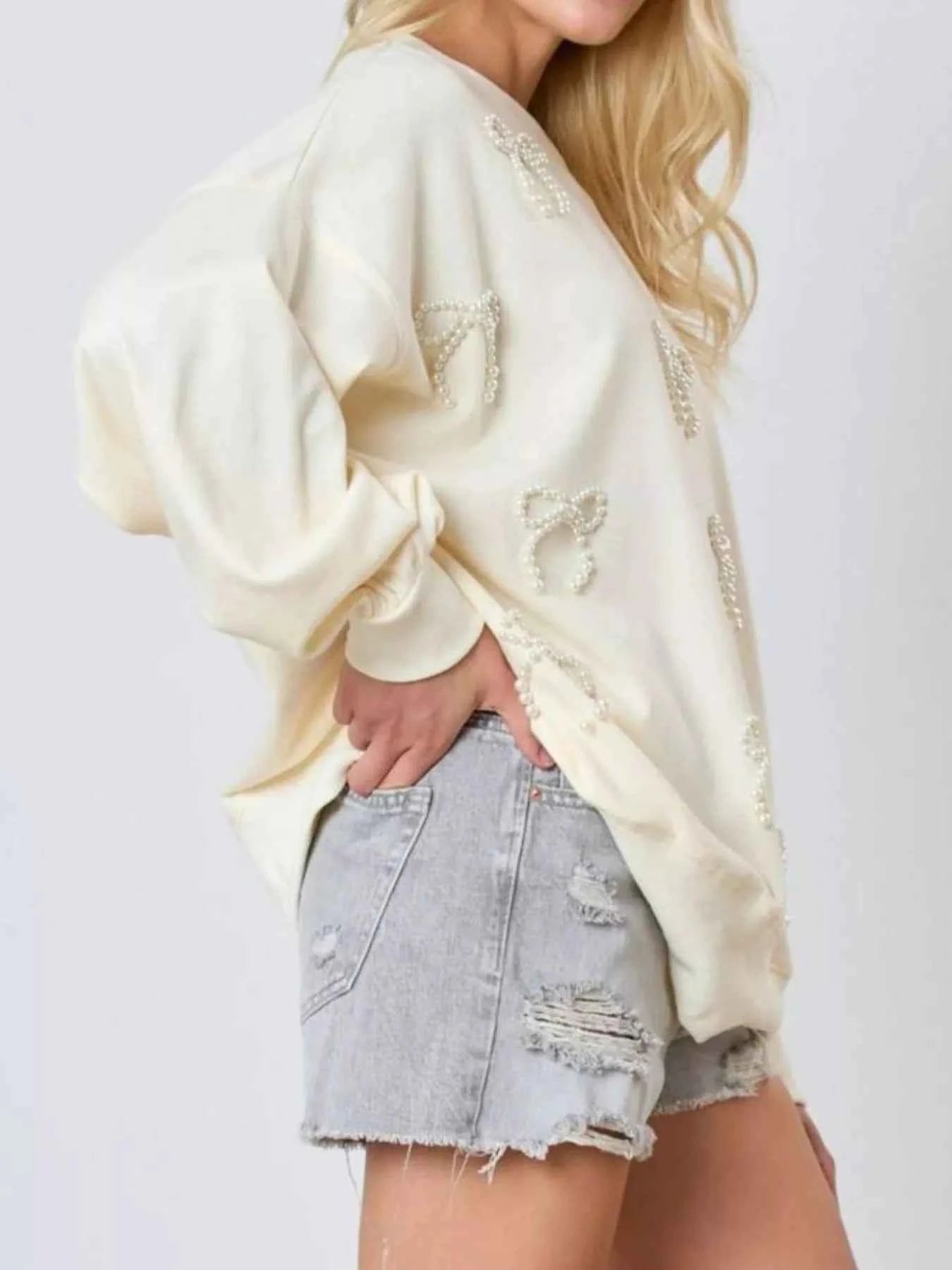 Pearl Embellished Bow Long Sleeve Sweatshirt f55f78d7-9c6a-488d-8672-ce248583f33d-Max-Origin