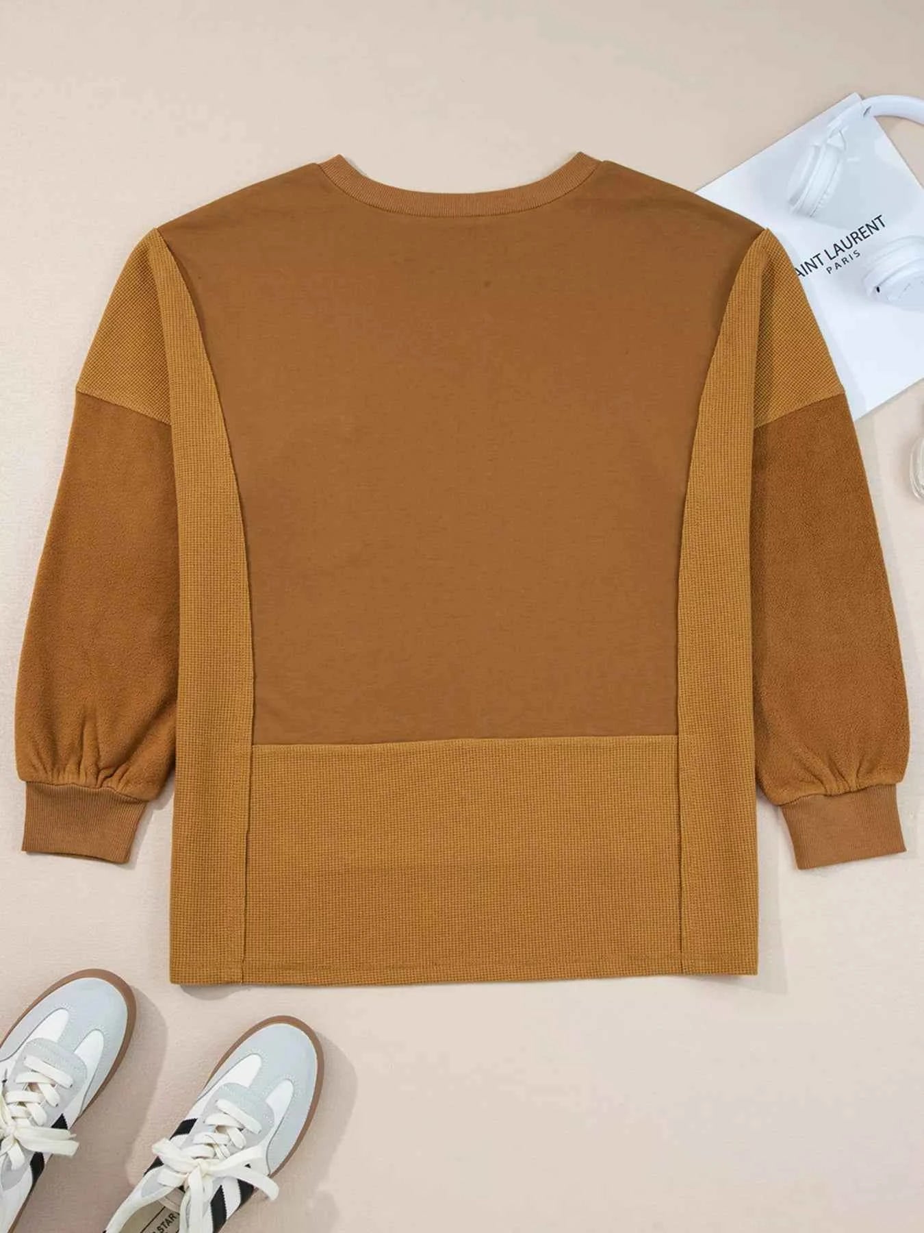 Oversized Textured Split Neck High Low Sweatshirt f9161b2b8ba147b886de0dd6d5849f2c-Max-Origin