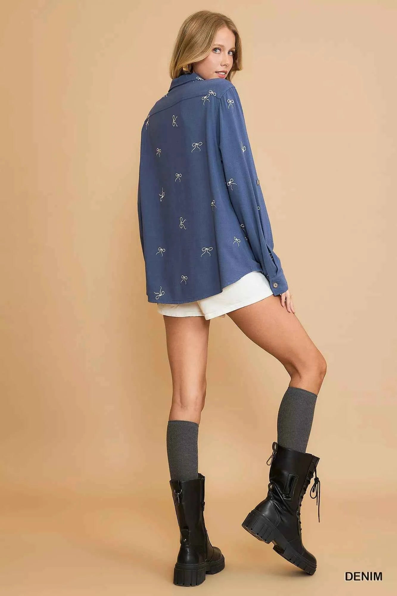 Umgee Linen Blend Fitted Shirt with Ribbon Embroidery Details