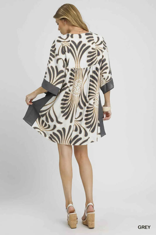 Abstract Print Kimono Sleeve Mini Dress 005f9002-2560-4a52-a6e0-3df1b1cc5ea3-Max-Origin