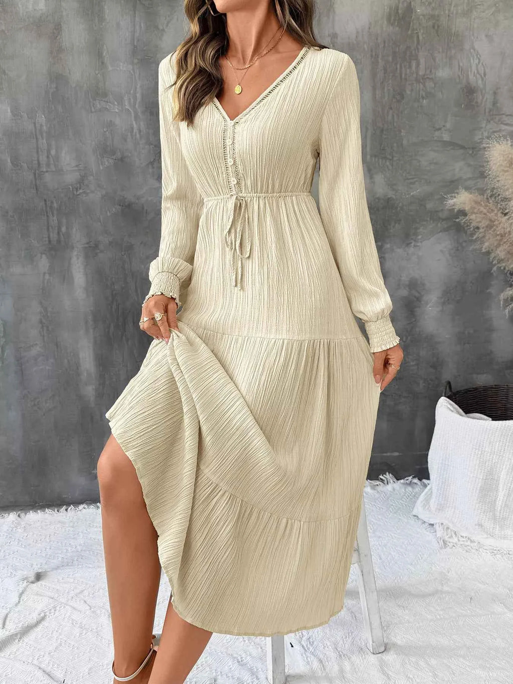 Tiered V-Neck Long Sleeve Dress 00765899a38e4ae39e6d363573a350ac-Max-Origin