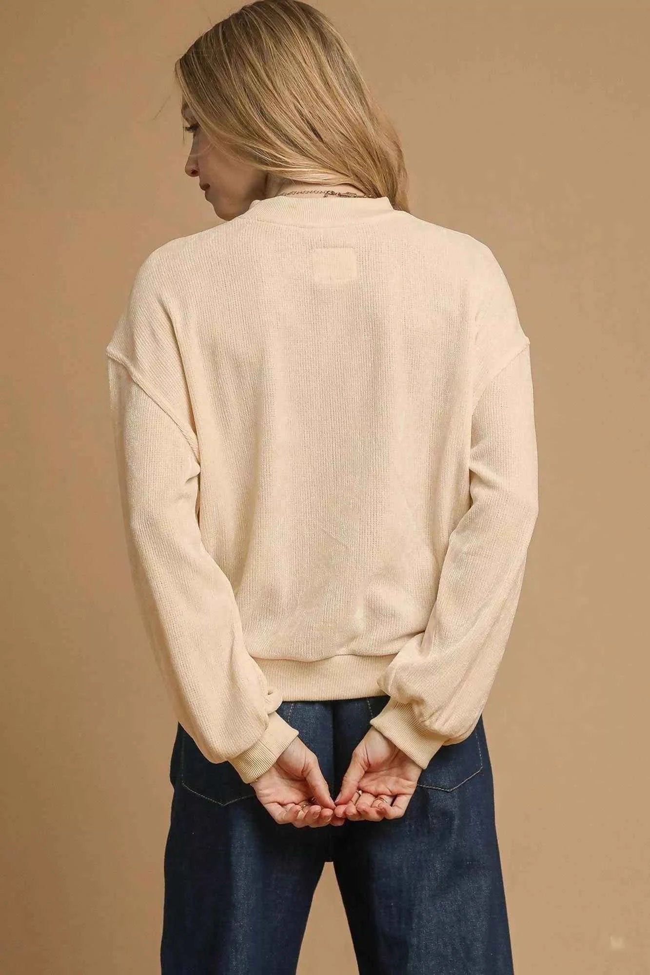 Umgee Velour Crewneck Balloon Sleeve Sweatshirt 00901606-e806-4239-a484-4d1c8c4c197d-Max-Origin