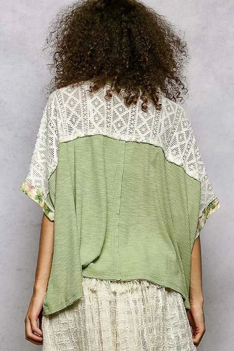 POL Floral Patchwork Lace Accent Blouse 00abdcd8-abe2-4782-8377-cce92f79c7ba-Max-Origin