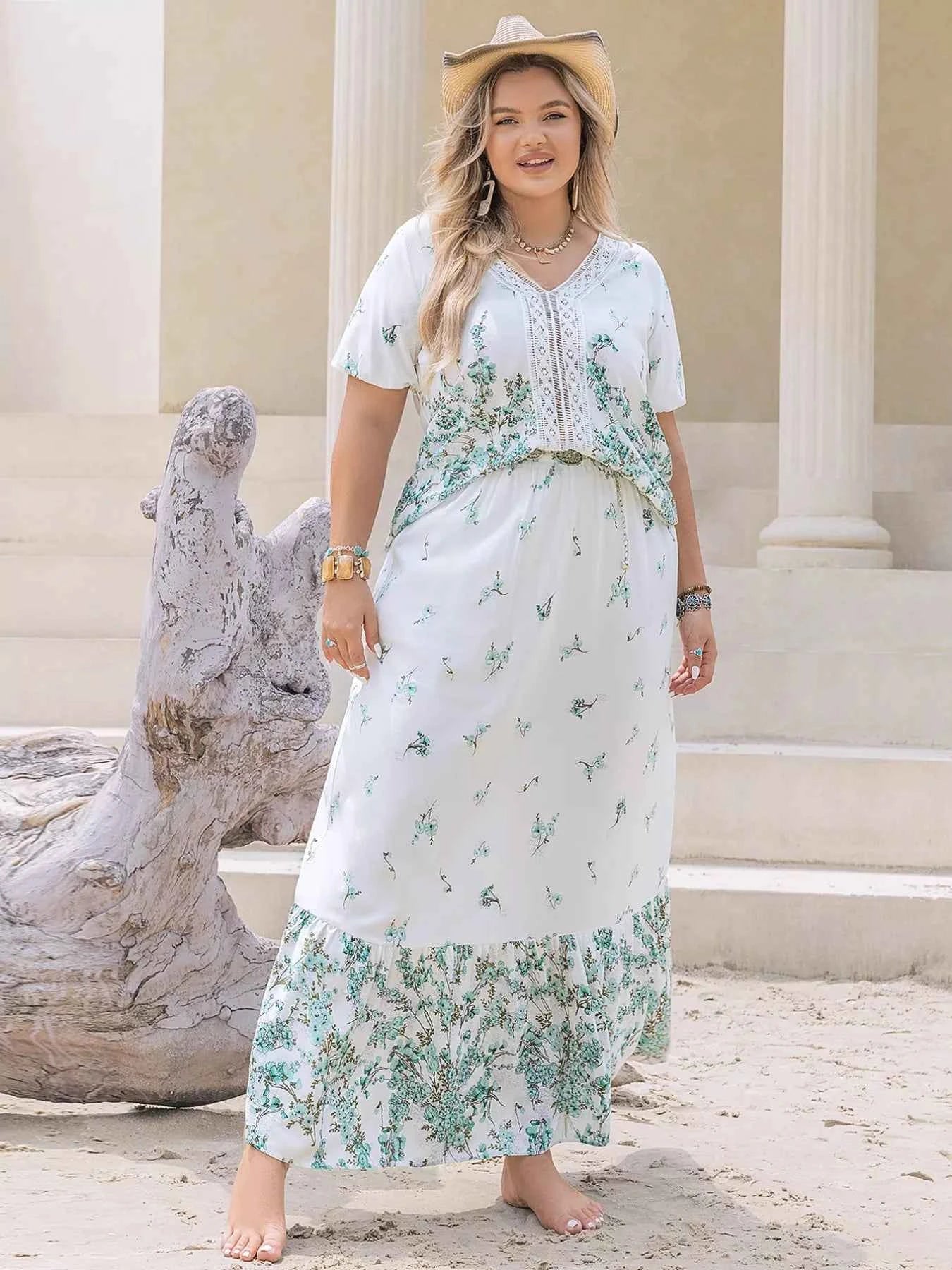 Plus Size Printed Lace Detail Short Sleeve Top and Skirt Set 00adcfe1-f724-42a6-845a-e5510193e0e3-Max-Origin