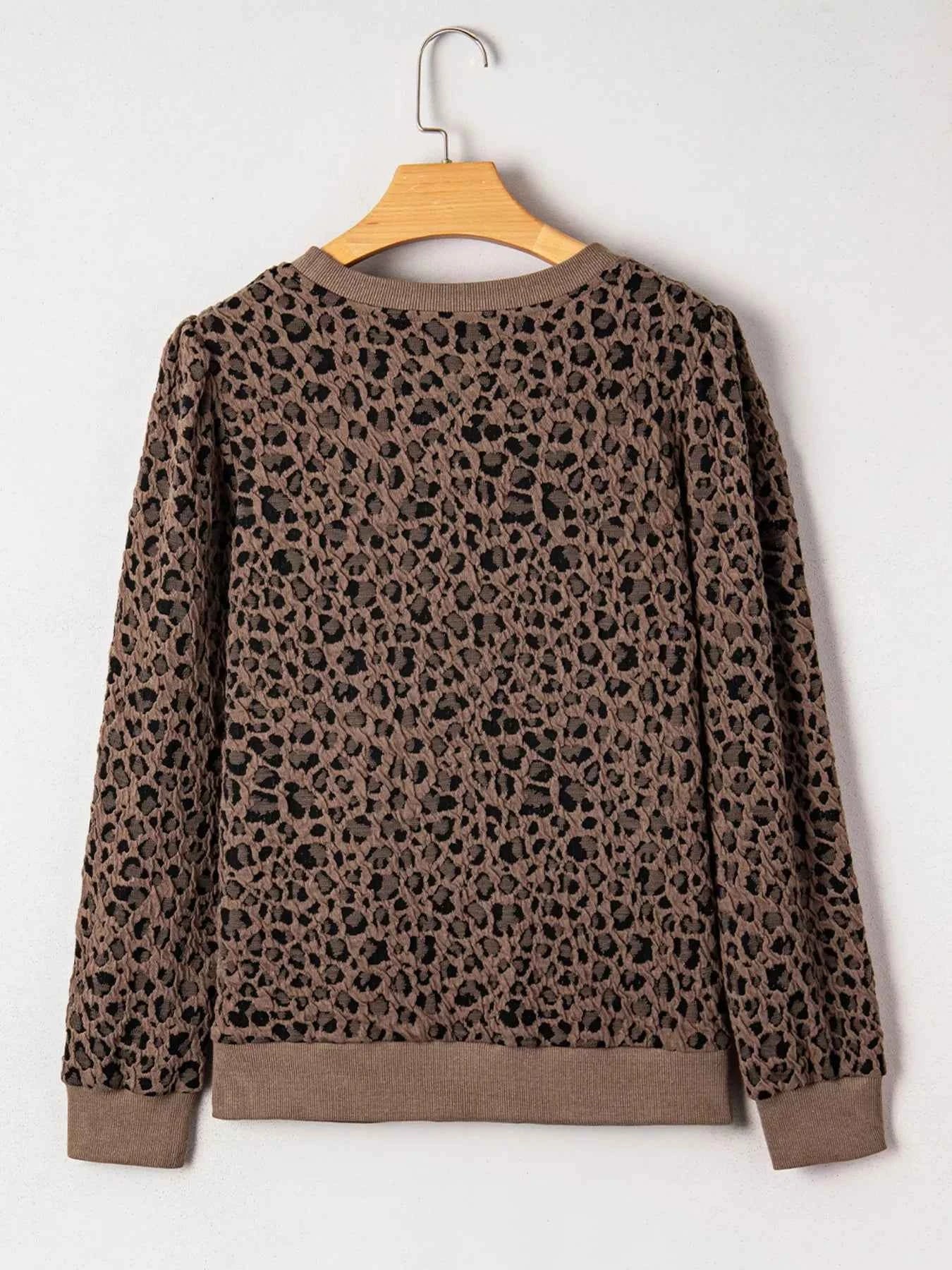Ribbed Trim Leopard Print Long Sleeve Top 00bace3ab80e48b5910ddda932fddda6-Max-Origin