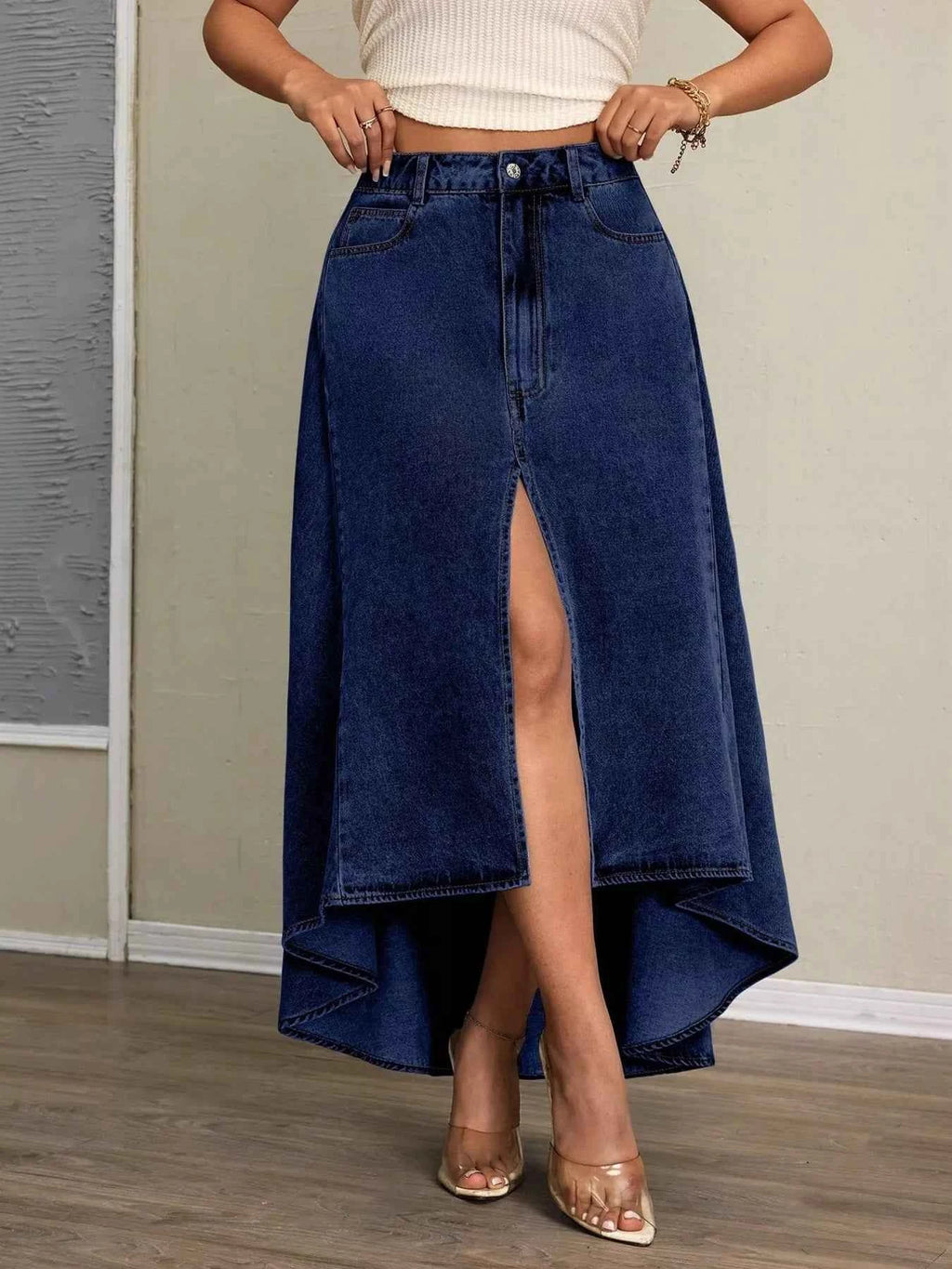 High-Low Slit Denim Skirt 00f3f301f0bc45d780d48f24588b379f-Max-Origin