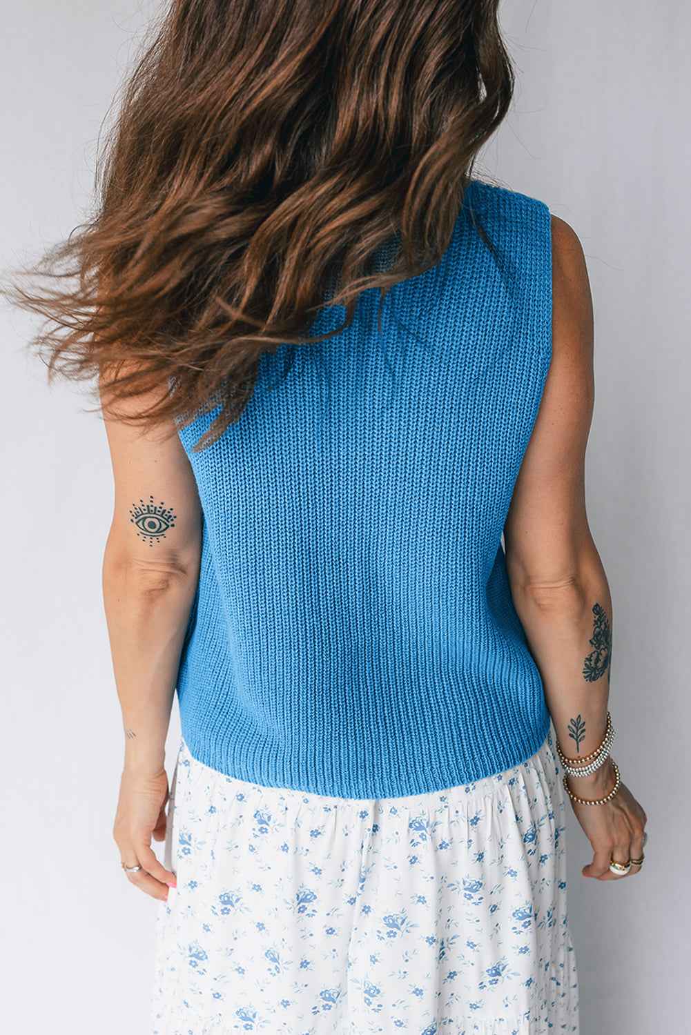 Dusk Blue Summer Script Graphic Sleeveless Sweater Vest 00ffab0e80114c0c