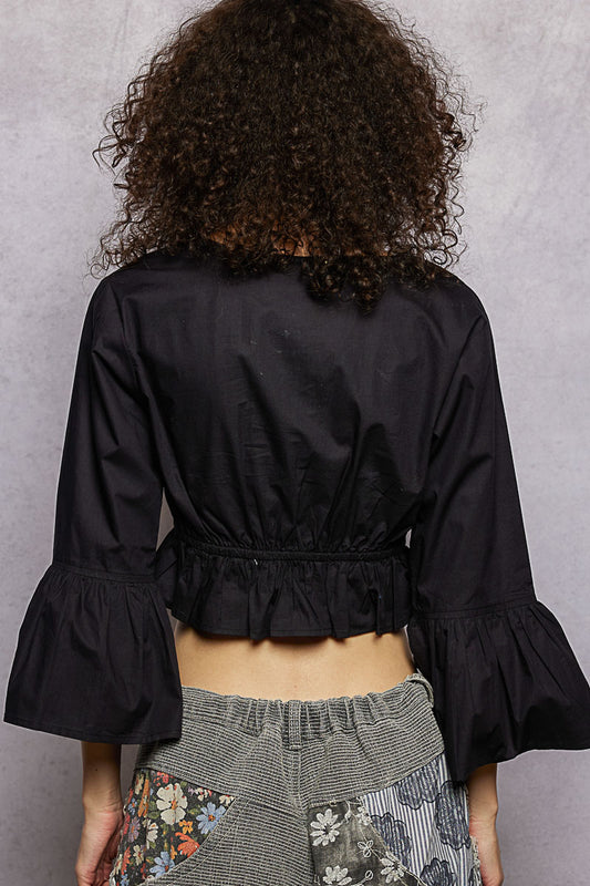 Floral Embroidered Cropped Blouse 018d7edc-2c5f-4b46-bf6b-2aa7afbca14e-Max