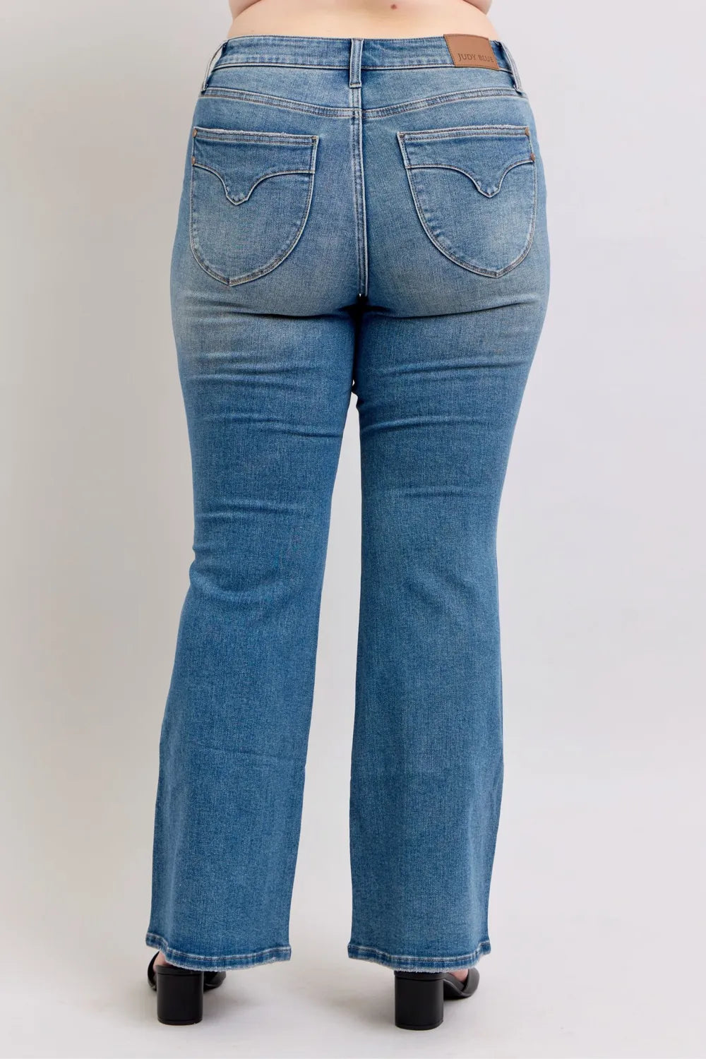 Judy Blue MR Tummy Control Vintage Wash Jeans 01d01462-de03-4076-b78d-f458d3fbe38b-Max