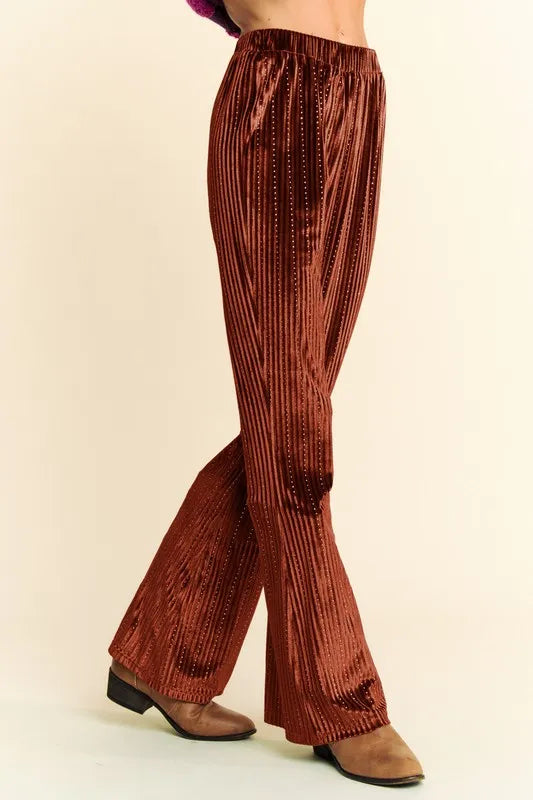 Elastic Waist Knit Flare Pants 025462b7-7e2a-4521-8490-1b33a31963d9-Max