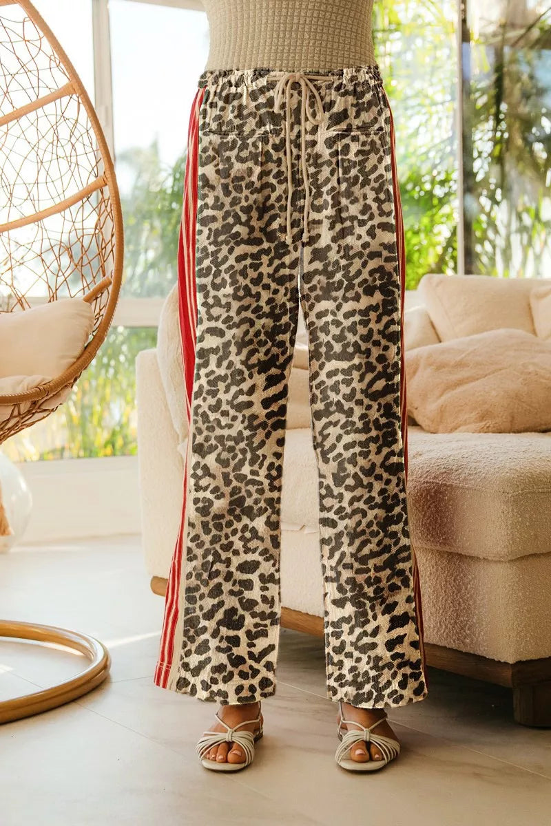 BiBi Leopard Print Pants with Side Contrast and Tucking Welt Pocke 028179062e47450ba04ffcfa088d1084-Max-Origin