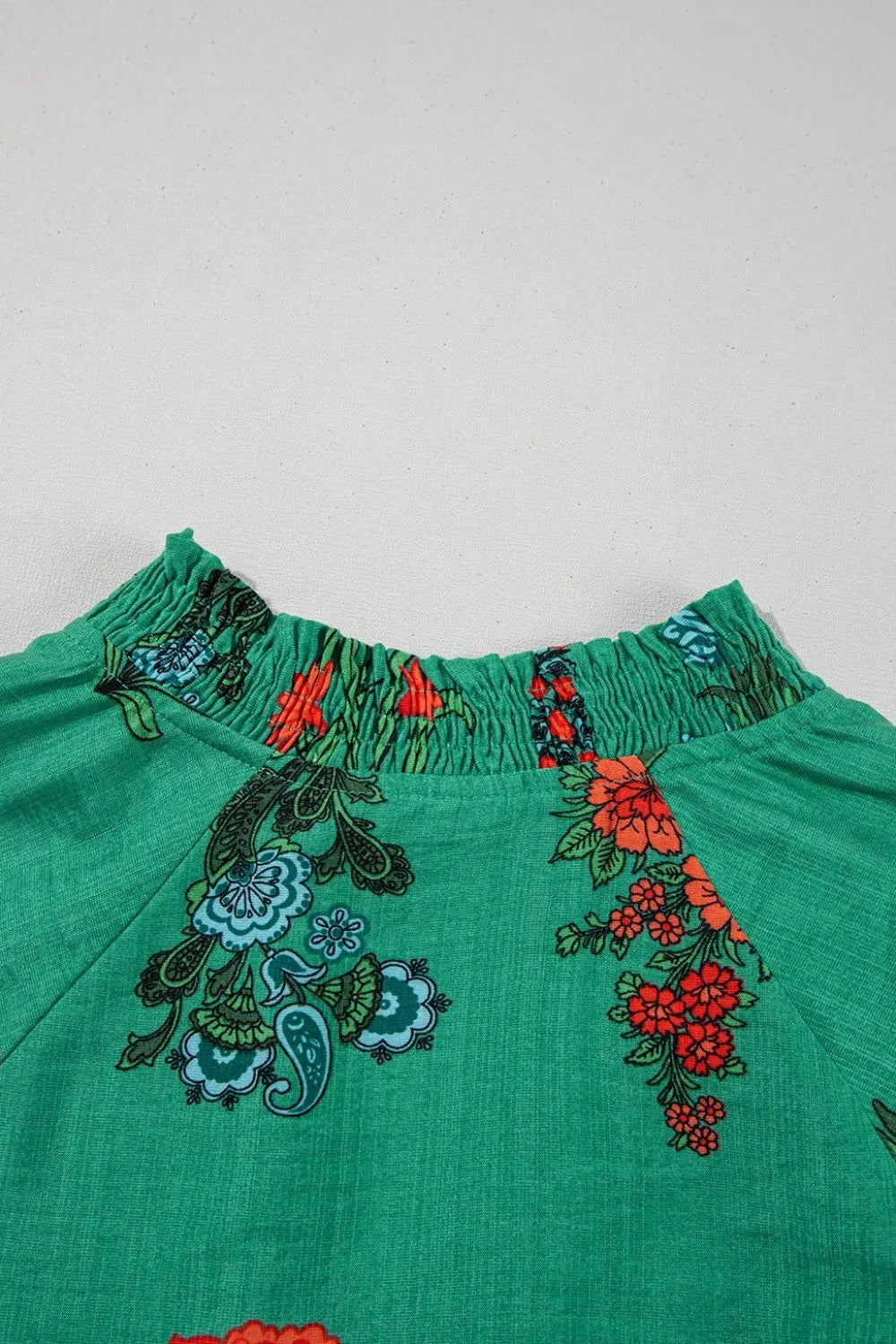 Floral Print Notched Short Sleeve Blouse 02b48104-b7da-4874-80ac-ad0b46e6c74c-Max-Origin