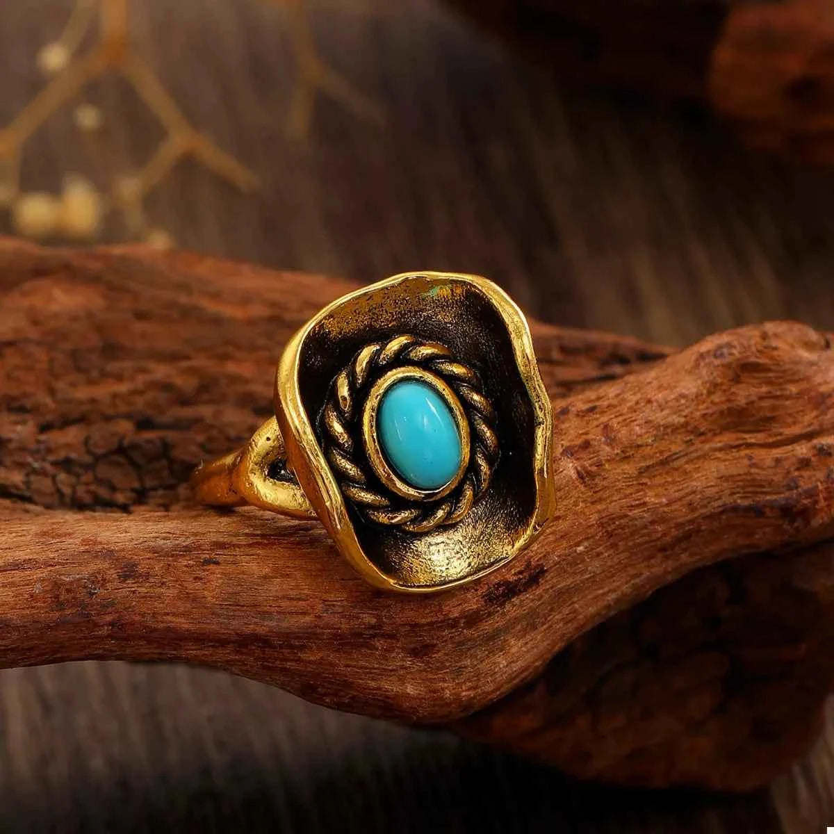 4 Piece Vintage Western Style Bull Head Rings 02fd4803-e88f-4ed7-ab3b-569391952c33-Max-Origin