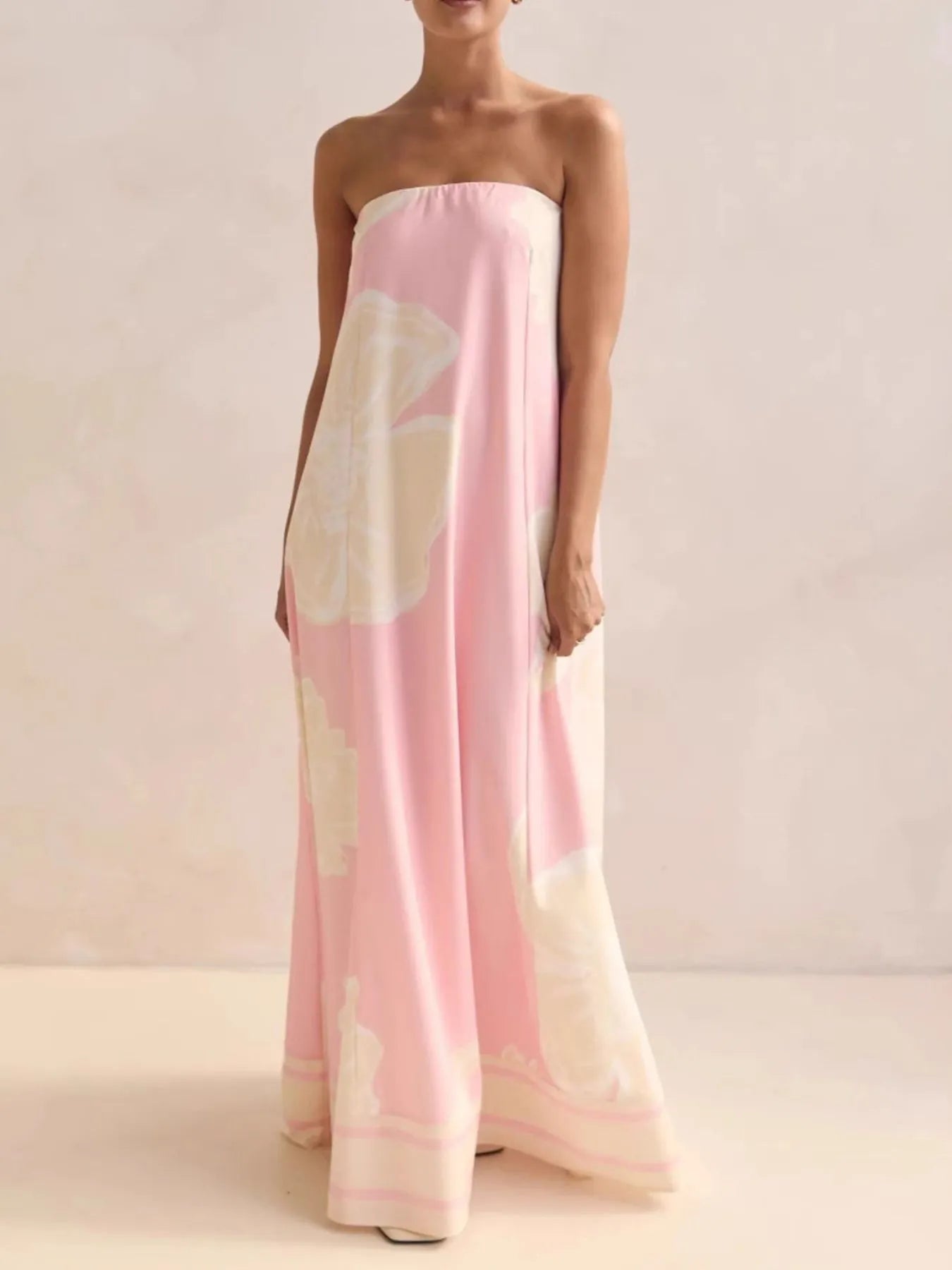 Smocked Printed Tube Maxi Dress 0301873b-006a-4fcb-aa9b-4e2b42f8da24-Max-Origin