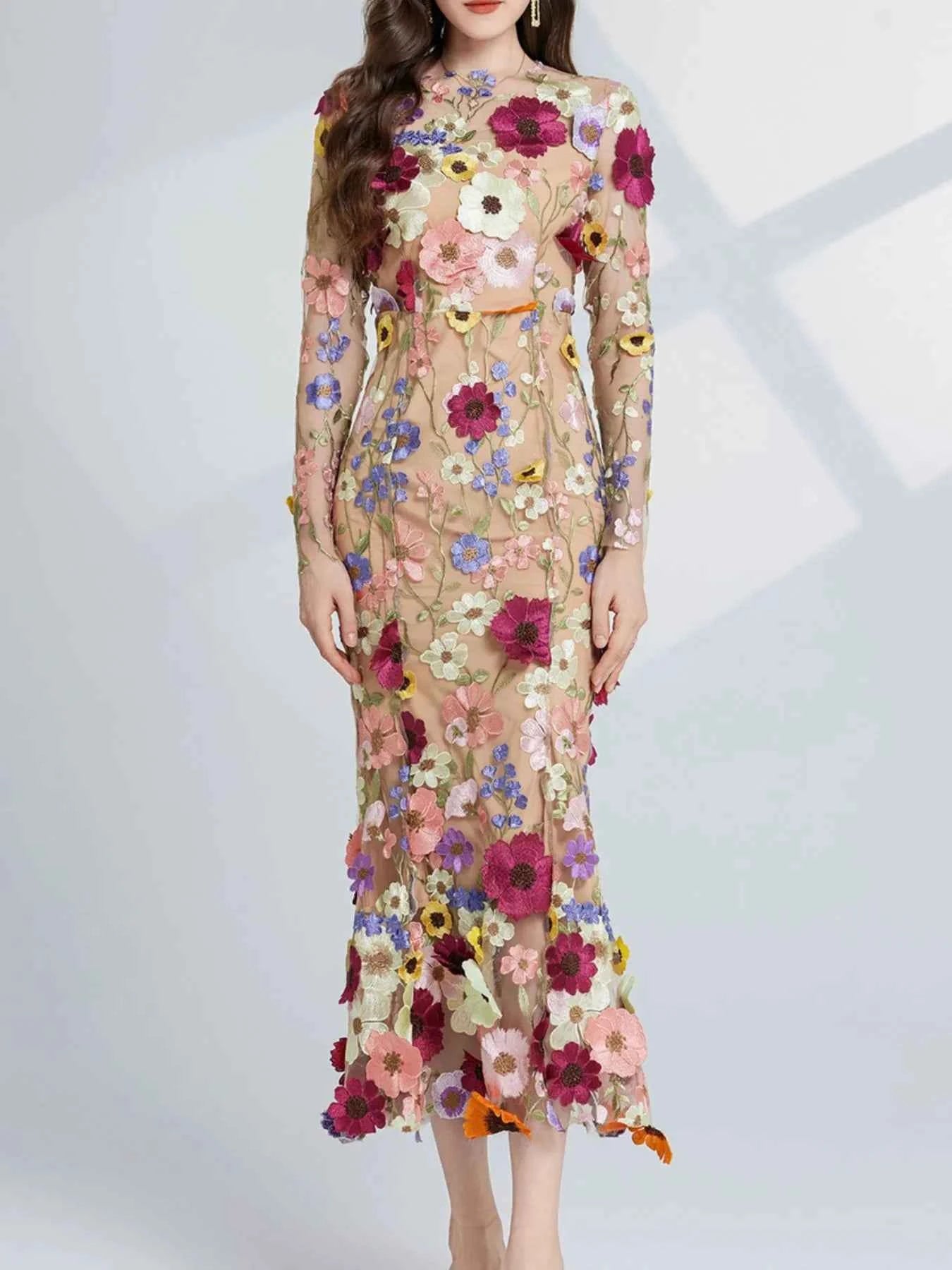 Floral Embroidered Mesh Long Sleeve Midi Dress 031525df-5c8a-4e61-8b45-a718eab78cc8-Max-Origin