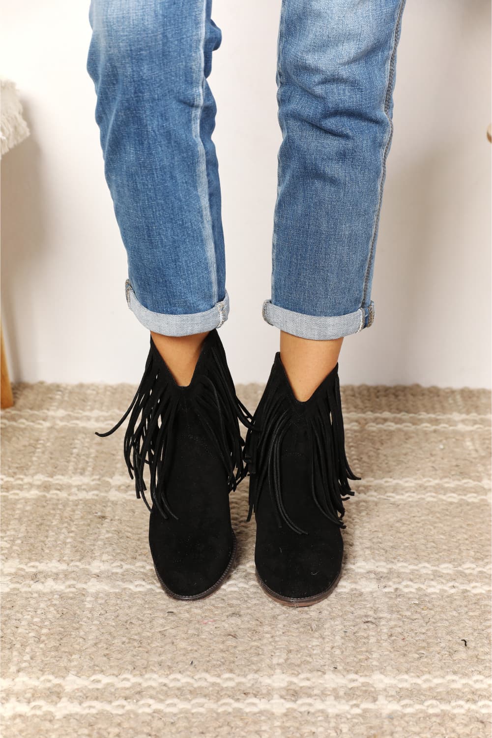 Legend Women's Fringe Cowboy Western Ankle Boots 033b3dbbaf2f4ca28ffebda3765b6830-Max